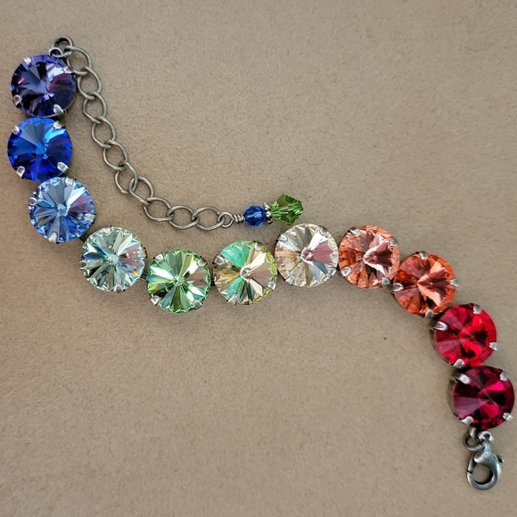 Austrian Crystal Tennis Bracelet in Antique Silver - Picture 5 of 8